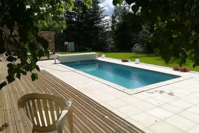 Image de 💓💓 maison avec piscine au calme avec ruisseau en bordure de terrain
