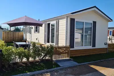 Chalet de luxe pour 4 p sur le parc de vacances Zonnedorp (Renesse, Pays-Bas)