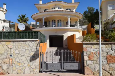 Image de Villa individuelle avec vue sur la mer - Offre SPÉCIALE Maintenant Disponible Le 19 DÉC Et 20 Janvier