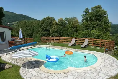 Image de Appartement rénové à Serres-sur-Arget avec piscine