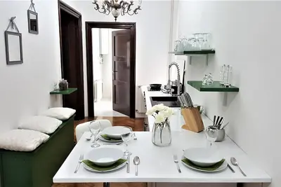 The Antique Modern - luxe raffiné, 4 chambres dans le centre de Zagreb