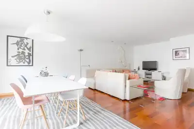 Image de Appartement de luxe 3 chambres dans le centre historique de la ville