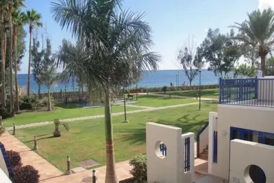 Image de Bahia Feliz Appartement première ligne vue sur la mer 20m de la plage, les jardins.