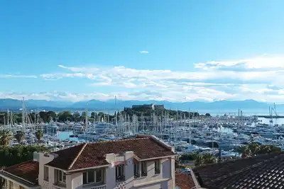Image de Penthouse avec vue extraordinaire: mer et montagnes port Vauban Cap d'Antibes