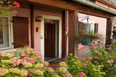 Image de gîte arthemise est situé dans un charmant village de la vallée de la Saone