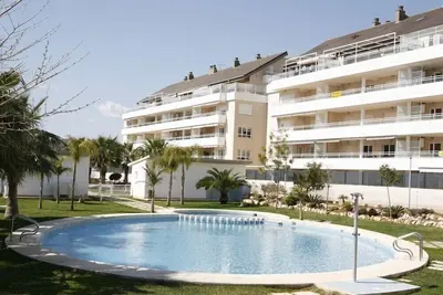 Image de Confortable Apartamento, con Wifi. piscina, zona deportiva y proximo a mar