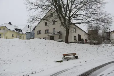 Image de Maison de vacances spacieuse avec une vue magnifique sur l'Idarwald