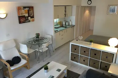 Image de Studio Dans Beau Complexe Avec Nouvelle Piscine Communale - Wifi Gratuit Et Air Con
