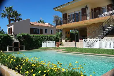 Image de Creixell: Maison / villa - Creixell