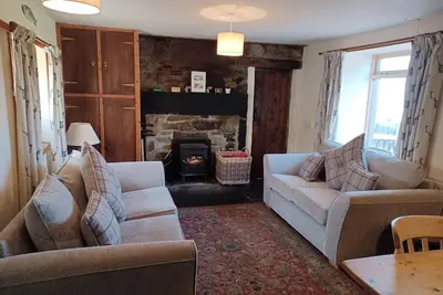 Image de Chalet rustique unique, vue imprenable sur les endroits sauvages. Convient aux familles et aux animaux