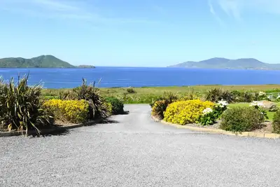 Image de Spectacular Bungalow with Sea, beach and Mountain views
