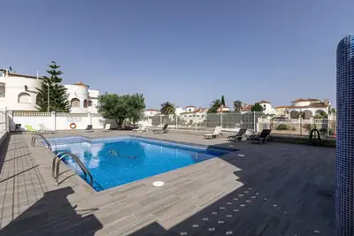 Image de Magnifique appartement refait à neuf sur canal