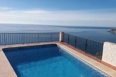 Image de Villa 6\/7 personnes Vue Mer Exceptionnelle avec piscine privée