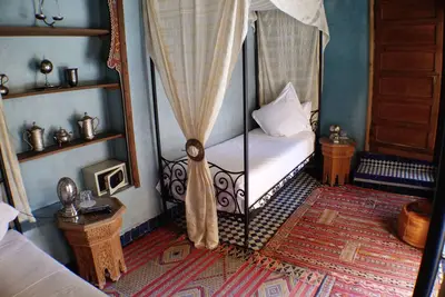 Image de Chambre 2 lits Simples Riad Layalina Fes : Piscine, Vue 360° & Parking Gratuit