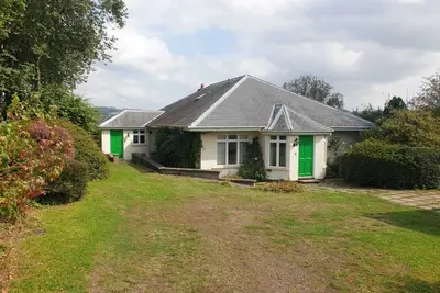 Image de Bungalow rural indépendant, avec véranda, parking et jardin clos