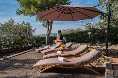 Image de Villa Mare **** maison \/ de vacances de luxe sur la plage, dans Vranjica (Trogir Riviera)