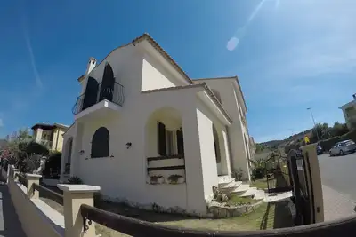 Image de Villa avec jardin dans un petit paradis