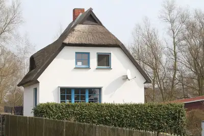 Image de Maison de vacances agréable et confortable au bord de l'eau