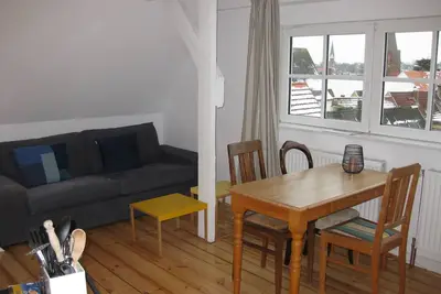 Image de Studio avec vue panoramique, central en d. Vieille ville avec parking u. Fi