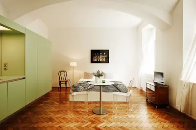 Image de bel appartement calme et d'architecte proche du centre