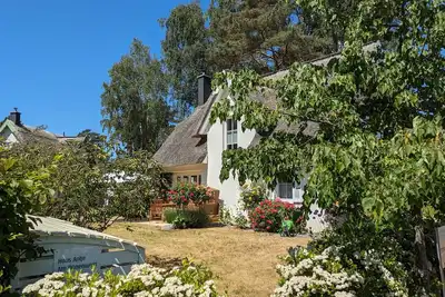 Image de Maison Antje Am Dünenwald, excl. Chaumière a. d. Schaabe, près de la plage Wlan 2 Tv