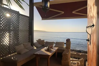 Image de Maison de vacances de rêve sur l'océan Atlantique avec entretien ménager et cuisine marocaine