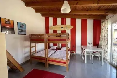 Image de Da Silva Surfcamp - Chambre Rouge
