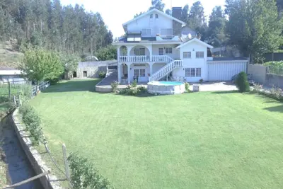 Image de Maison avec appartement dupex 4pieces 110m piscine entre privé a 25 km du Porto
