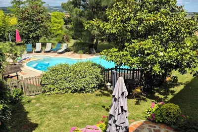 Image de Authentique maison de maître Lauragaise à Souilhe piscine sécurisée