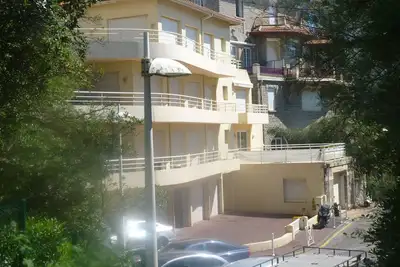 Image de Appartement T2  lumineux a 25m de la plage dans petite rue très calme