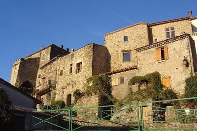 Image de Medieval house, character, Beautiful view, Terrace, Fireplace, Piano, River swimming
