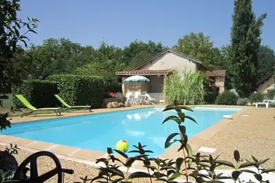 Image de Maison de campagne  avec piscine privée