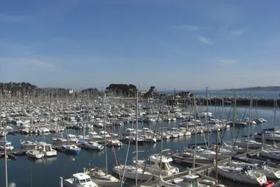 Image de Enez Rouzic, balcon sur le port de plaisance