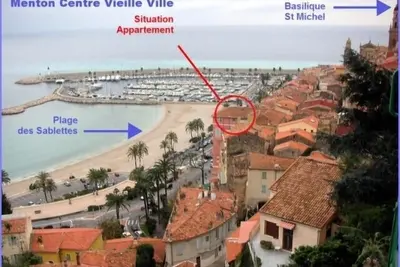 Image de Menton centre historique et plages