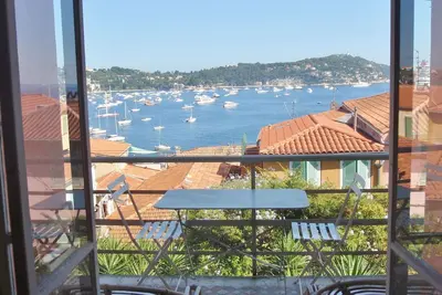 Image de Appartement Lumineux  Les  Lavandieres- Vue d'exception sur la Rade