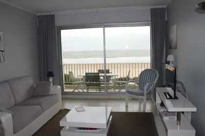 Image de Face mer Appartement T3 spacieux et lumineux proche Thalasso et Casino