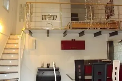 Image de Très beau duplex dans maison indépendante