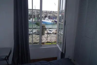 Image de charmant studio en ville sur le port  de dieppe