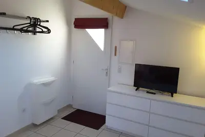 Image de Studio Calme Dans Un Cadre Verdoyant