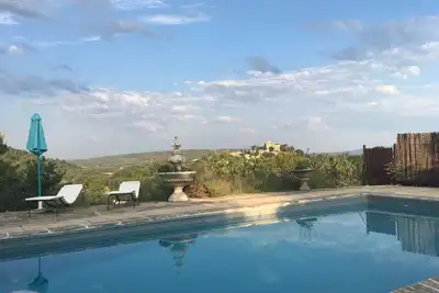 Image de gîte maison à Ansouis un des plus beaux village de France très belle vue