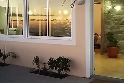 Image de Ribeira Brava, maison avec vue inprenable sur l'océan dens un quartier paisible