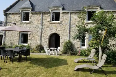 Image de Maison à 7 et 10 mn à pied des plages, du Golf et du centre, Wifi, Balançoire