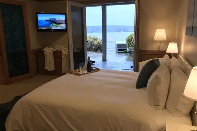 Image de Spacieux appartement privé au bord de l'eau. 20 min de Seattle. Vue magnifique toute l'année!