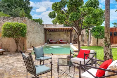 Image de CasaBlancaLiving 3 Bed, 3 Bath moderne, Colonial, Hacienda Syle, location de luxe