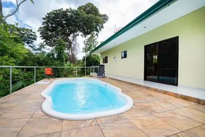 Toucan Villa - Belle maison avec une piscine dans la forêt tropicale avec WiFi