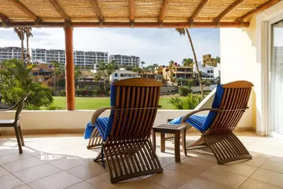 Image de Villa de golf luxueuse et abordable dans la zone hôtelière - à pied de la plage et du centre-ville