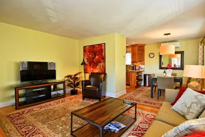 Image de Queen Anne 2bd Condo - Ac - Pont EXTÉRIEUR PRIVÉ Avec Vue - ÉVALUATIONS 5 ÉTOILES