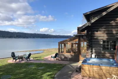 Image de Maison au bord de l'eau, solarium et bain à remous, kayaks, près de Seattle et des Mtns olympiques
