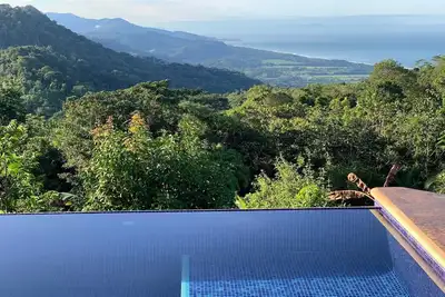Image de Oceanview Villa sur 3 hectares w \/ piscine, 360 de l'océan, vue sur la montagne - petit déjeuner gratuit
