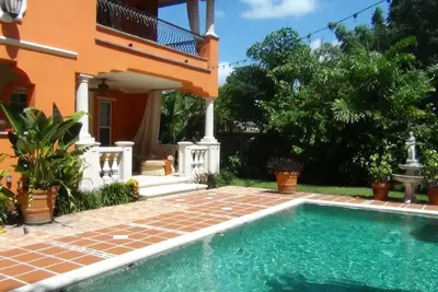 Image de Centre-ville, Villa italienne pour deux, style Resort. 5 minutes de Siesta-Lido.